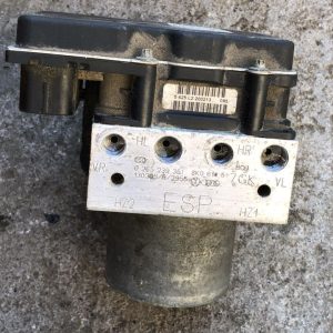 Блок ABS Audi A4 Audi A5 8K0614517GK