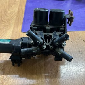 Блок клапанов печки Audi A8 S8 D3 4E0959617C
